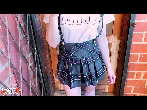 ❤️ Школачы Сосут анын Дик терең жана трахает ордуна класстар. Катуу порно боюнча порно ky.hentaiser.ru