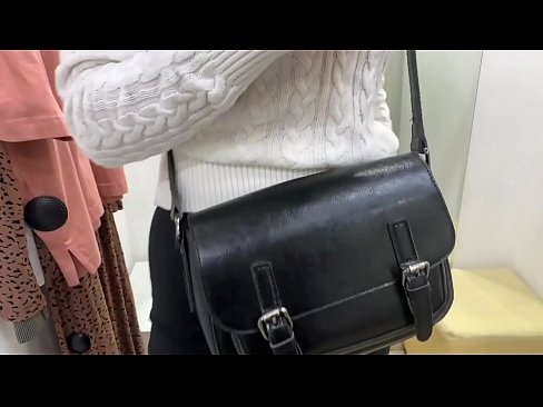 ❤️ Фитинг бөлмөсүндө жаш канчык FeralBerryди дилдо менен коомдук мастурбациялоо Катуу порно боюнча порно ky.hentaiser.ru